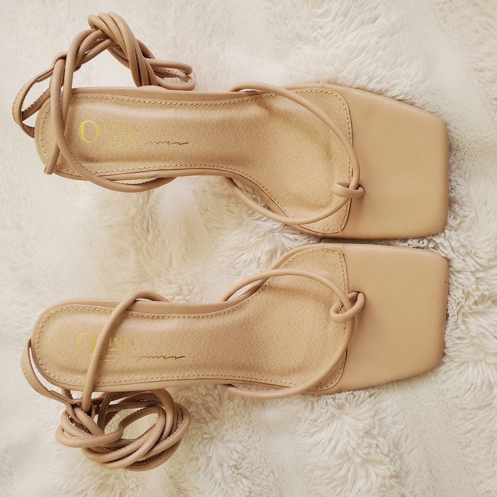 OLIVIA JAYMES Wrap Around Heels NEW size 6.5